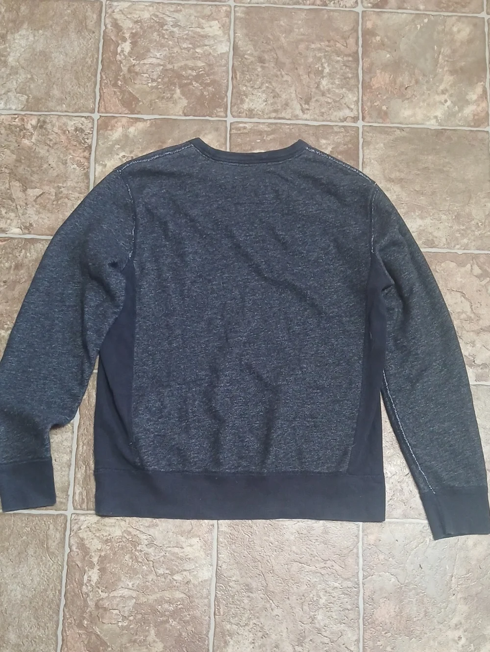 WoMen's Fleece Marled Charcoal Crewneck Sweater - Dark Gray
